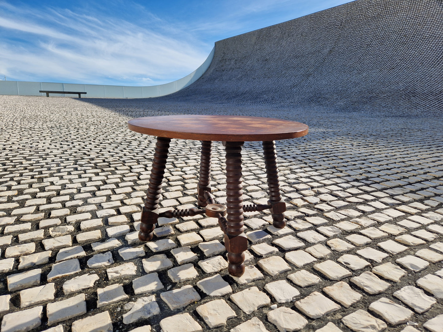 Bobbin coffee table