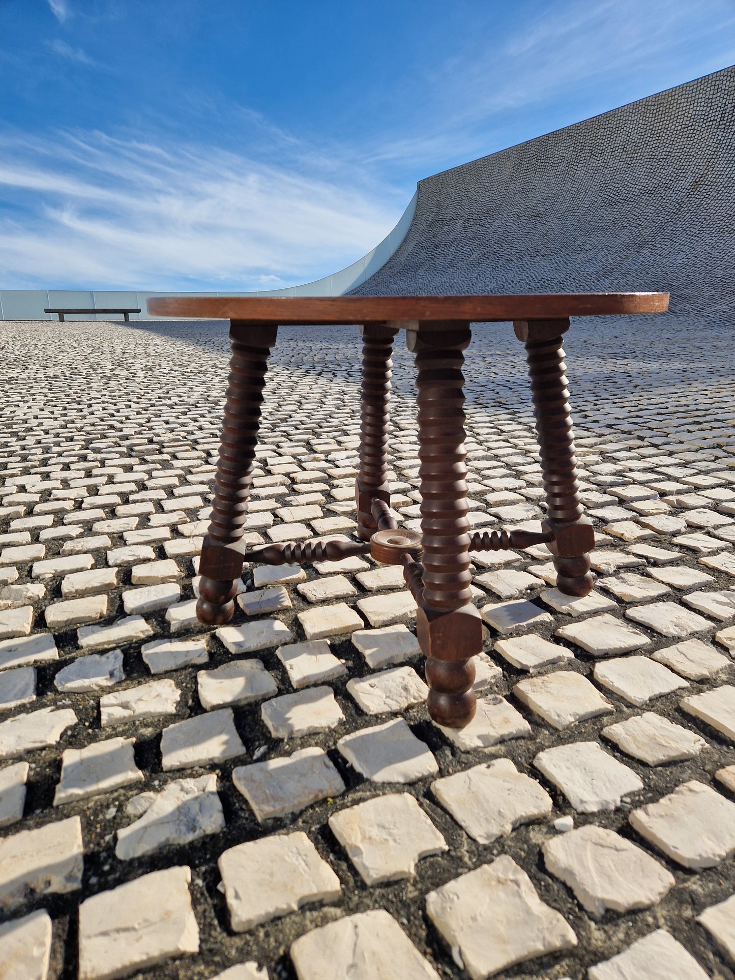 Bobbin coffee table